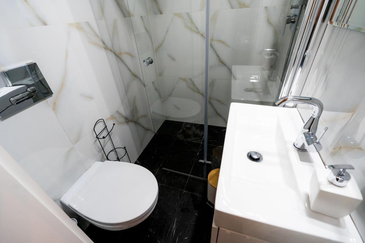 Guest Studio Apartment Brasov Exterior photo